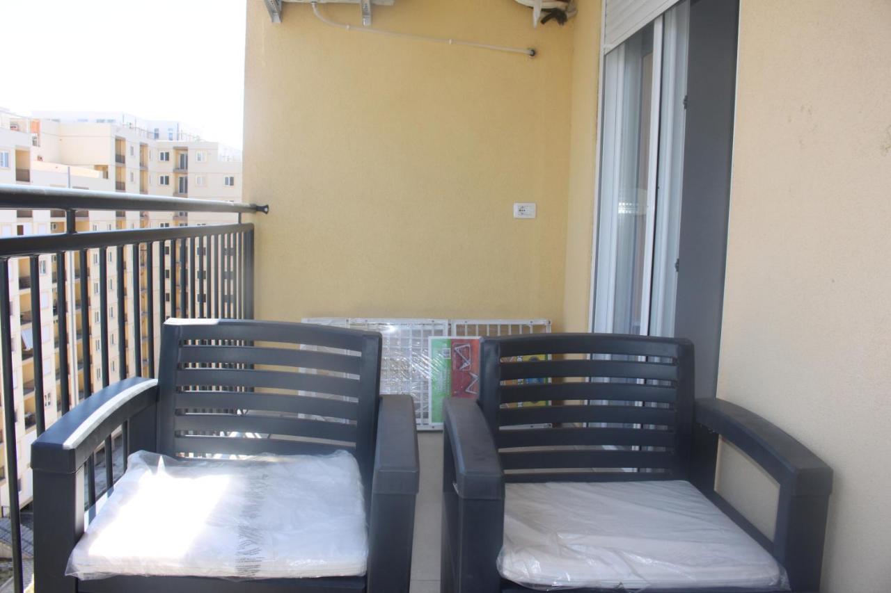 Everest Apartments Shëngjin Esterno foto