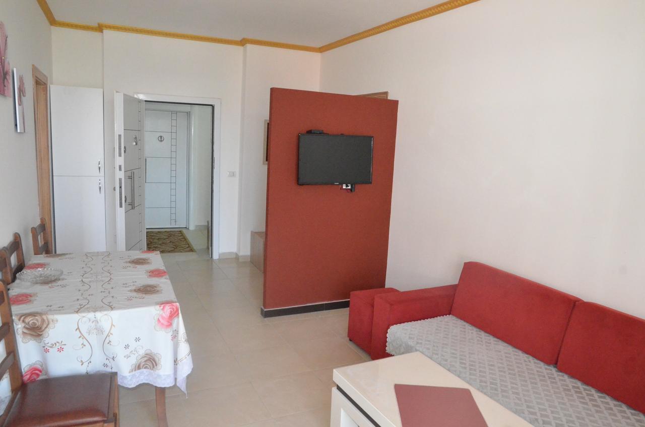 Everest Apartments Shëngjin Esterno foto