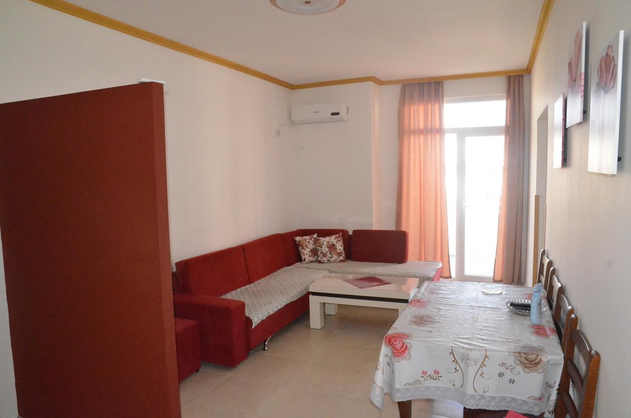 Everest Apartments Shëngjin Esterno foto