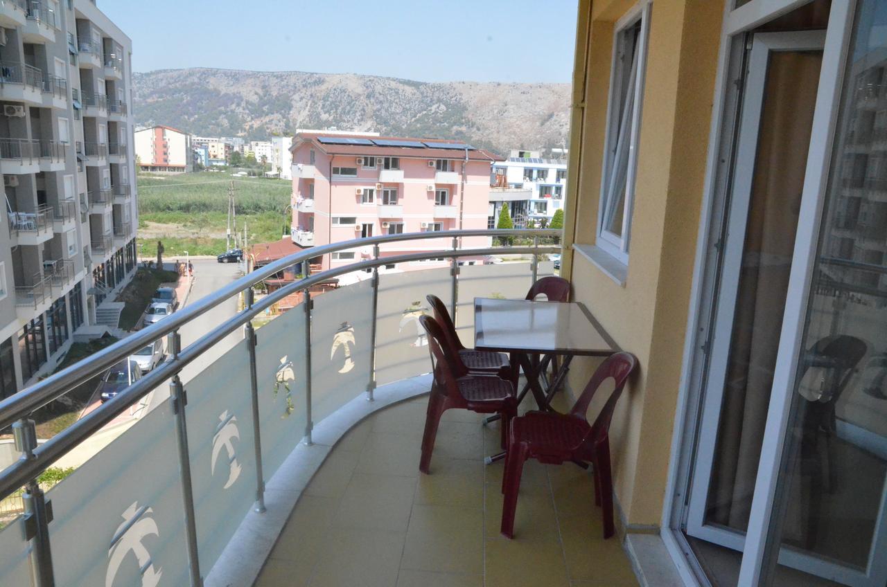 Everest Apartments Shëngjin Esterno foto
